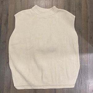 H&M oversized sweater vest